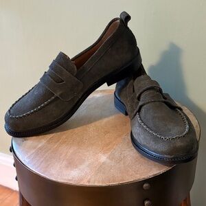 Kelsi Dagger Women’s Suede Loafers, 10